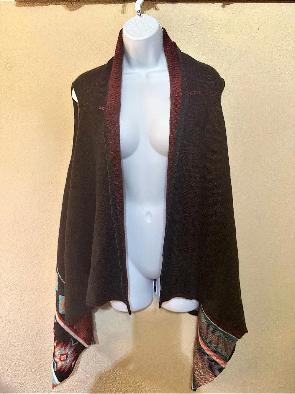 Aztec open front cardigan Women's Geometric Knit Shrug in Black & Red